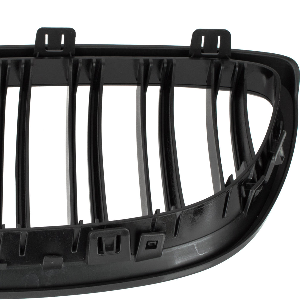 Чифт решетки между фаровете за BMW 3 E92 E93 2006–2010