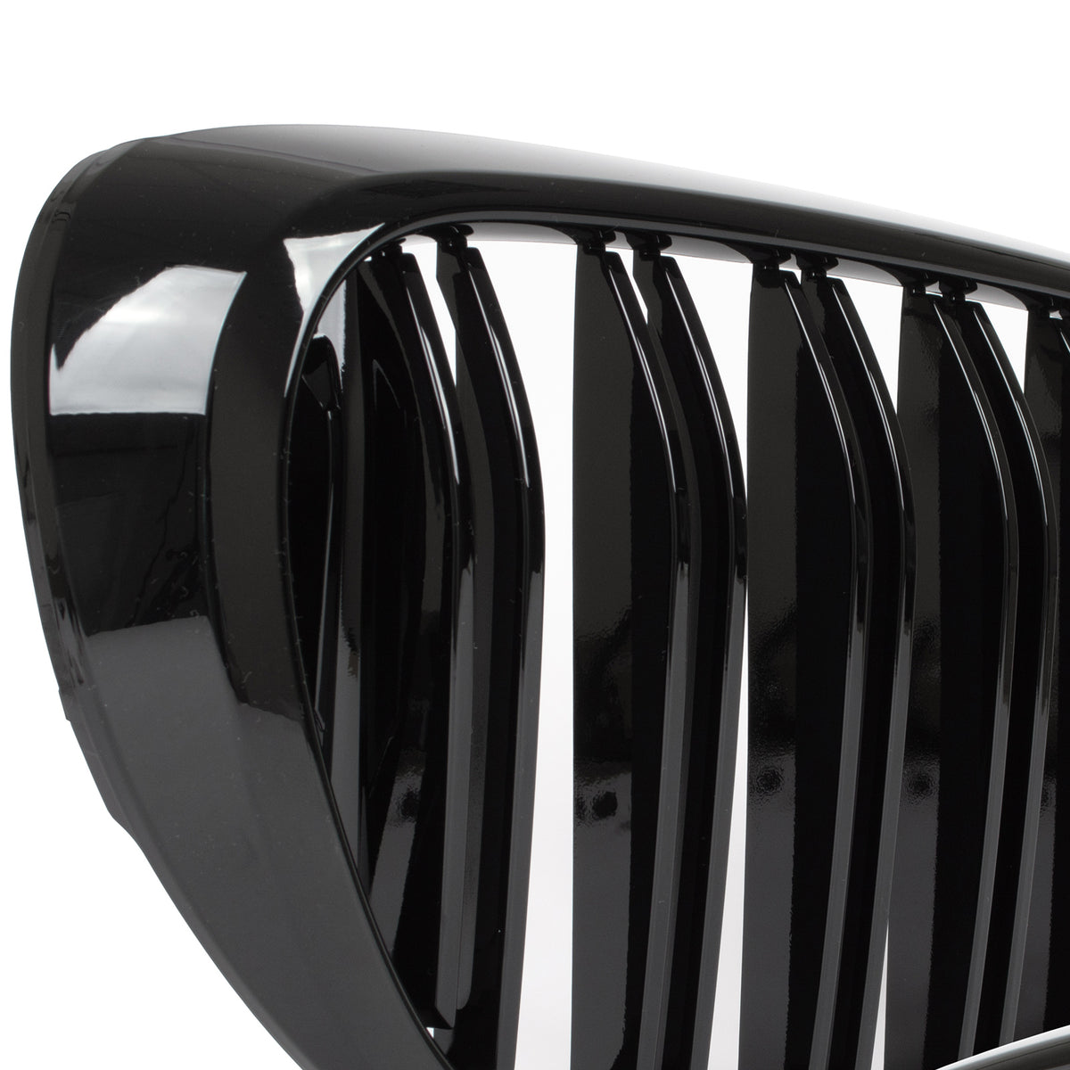 Чифт решетки между фаровете за BMW 7 G11 G12 2015–