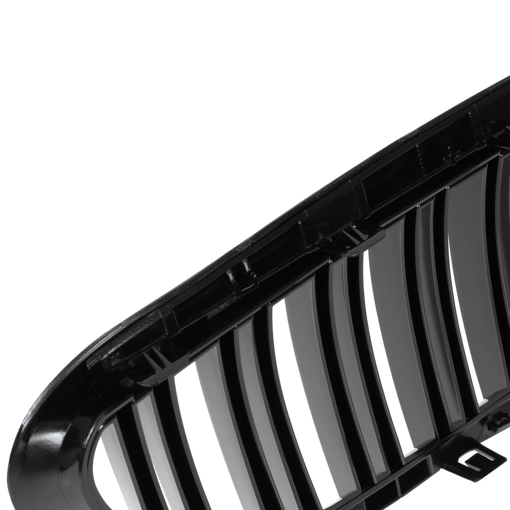 Чифт решетки между фаровете за BMW 6 E63 / E64 2004–2010 – 51137077931