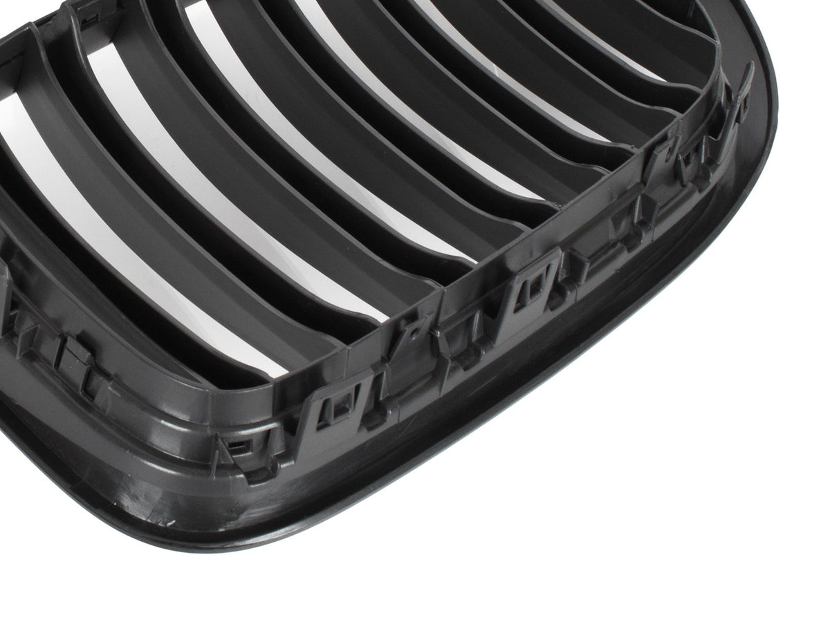Чифт решетки между фаровете за BMW X3 F25 X4 F26 2014–2017