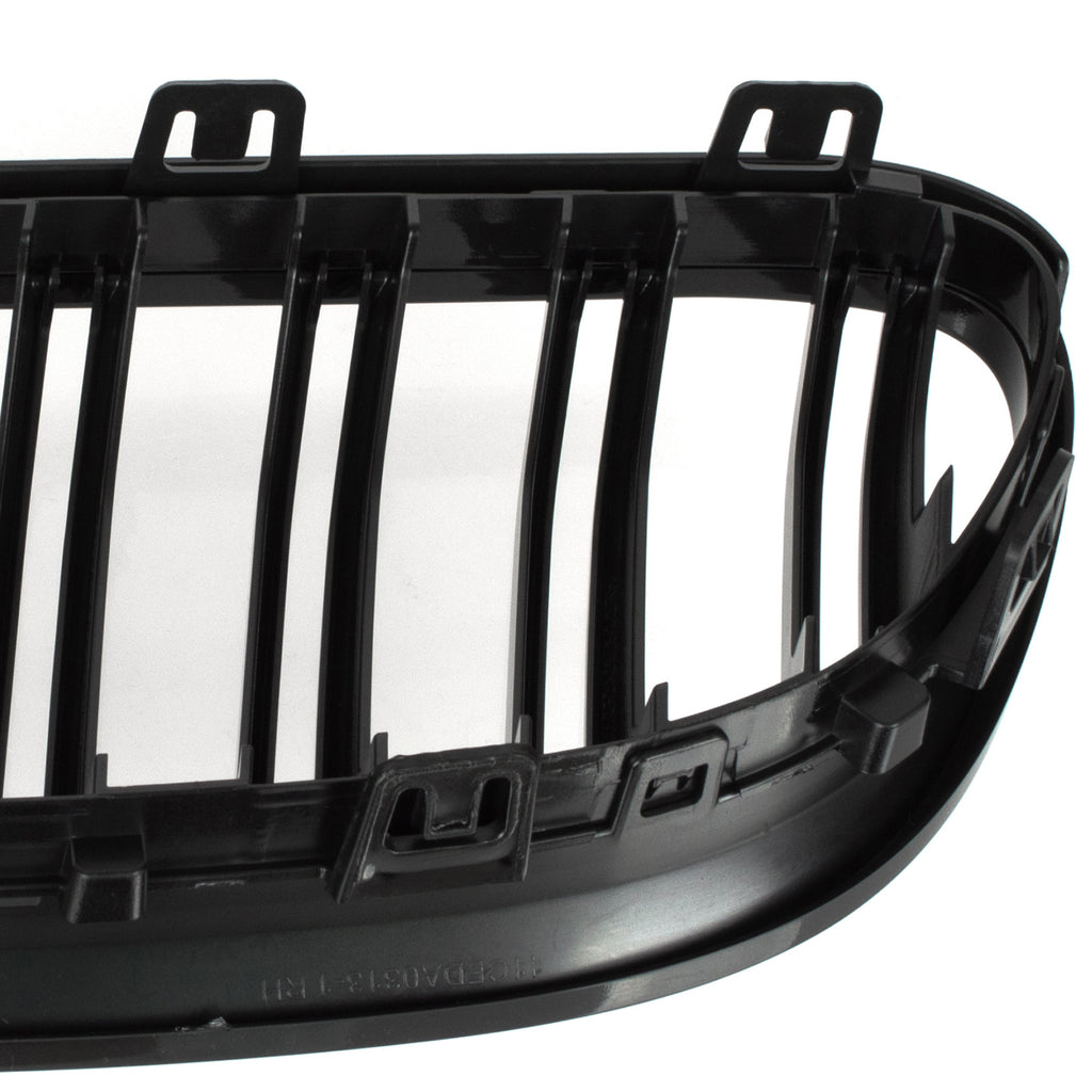 Чифт решетки между фаровете за BMW 3 E92 E93 2010–2013