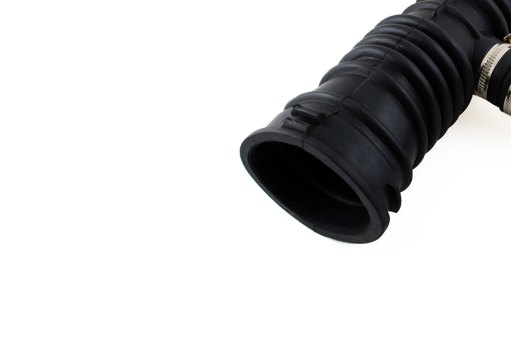 Маркуч на въздушния филтър за Форд Фокус 2 2004–2012 – 3M519A673MG