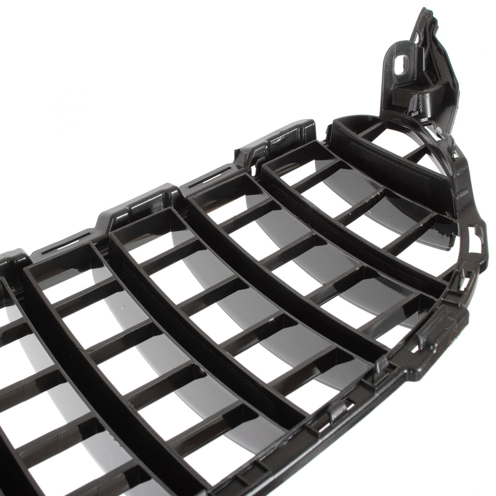 Mercedes W205 / C205 18-22 atrapa między reflektory (grill)