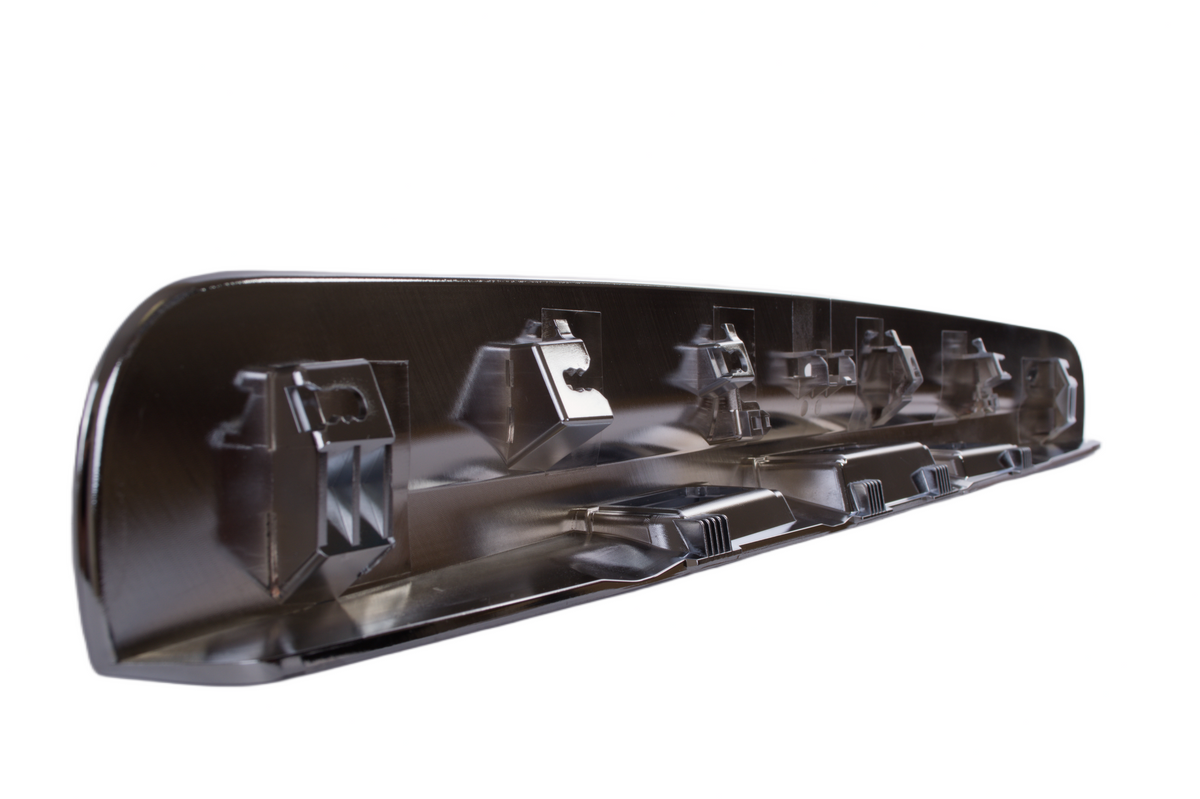 Лайстна на заден капак за Nissan Qashqai J10 2006–2013 – 90812JD00H
