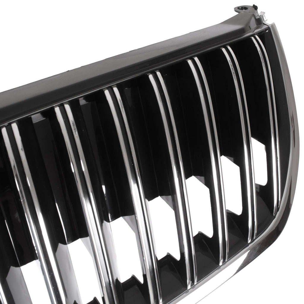 Решетка между фаровете (грил) за Skoda Superb 2 2008–2013 – 3T0853668A