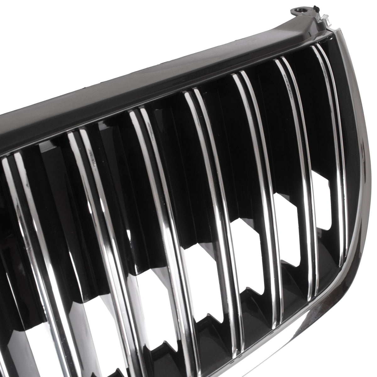 Решетка между фаровете (грил) за Skoda Superb 2 2008–2013 – 3T0853668A