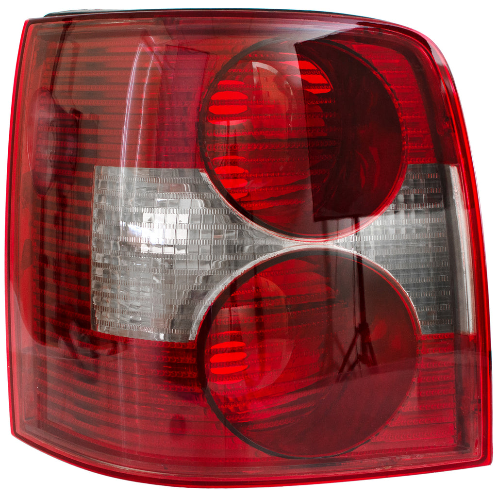 Lampă spate exterioară stânga pentru VW Passat B5 2000–2005